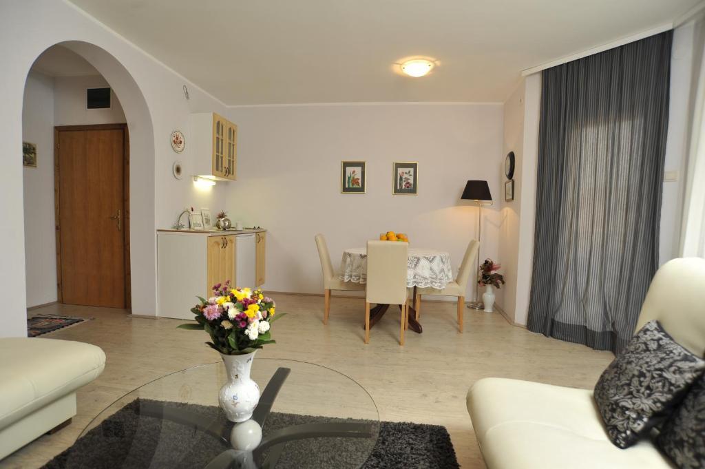 Apartments Izvor Vrdnik Rom bilde